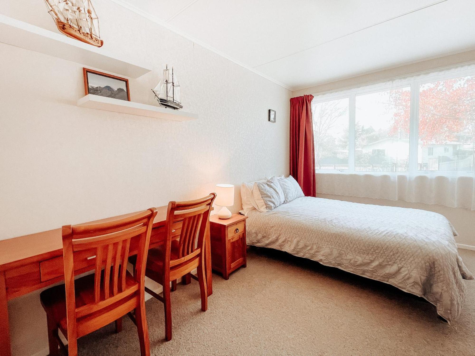 Alpine House Tongariro - Turangi Holiday Home Εξωτερικό φωτογραφία