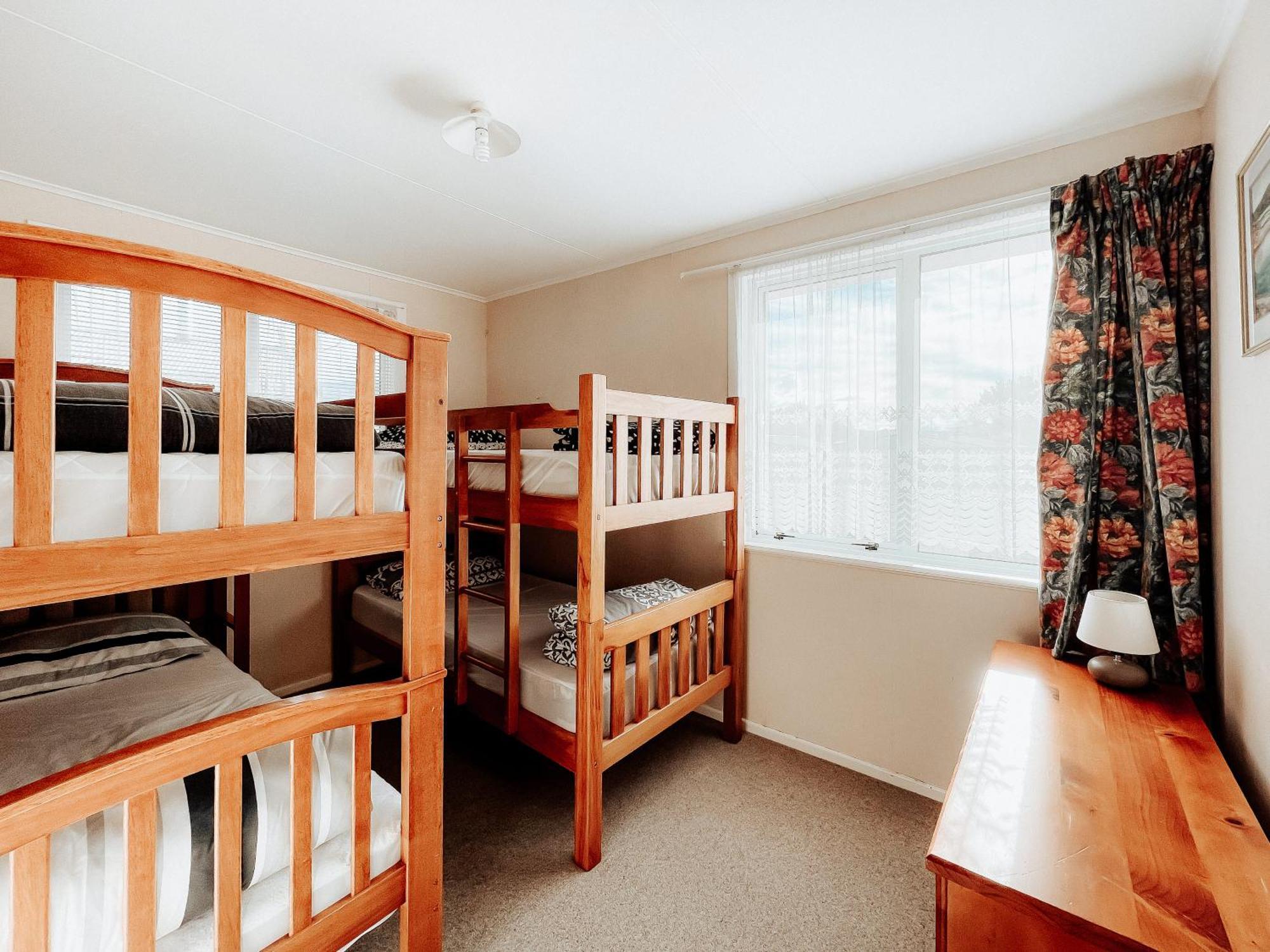 Alpine House Tongariro - Turangi Holiday Home Εξωτερικό φωτογραφία